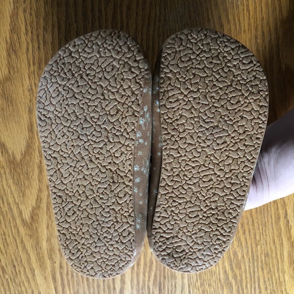 Oshkosh Slip On Mule Shoe - Picture 4 of 5